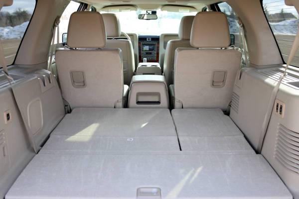 2012 Lincoln Navigator Base 4dr 4x2 Automatic — photo 9