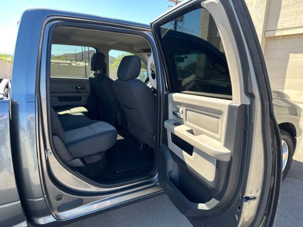2009 Dodge RAM 1500 SLT 4x4 Crew Cab 140 in. WB Automatic — photo 12
