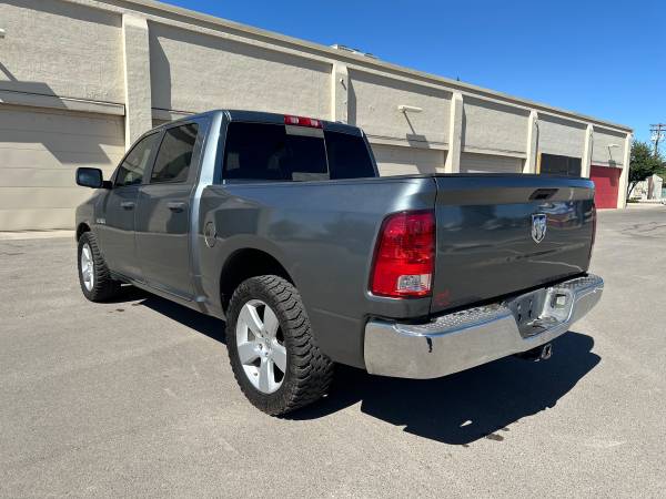 2009 Dodge RAM 1500 SLT 4x4 Crew Cab 140 in. WB Automatic — photo 6