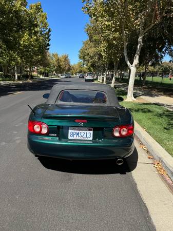 2003 Mazda MX 5 Miata LS 2dr Convertible Manual — photo 2