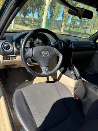 2003 Mazda MX 5 Miata LS 2dr Convertible Manual — photo 9