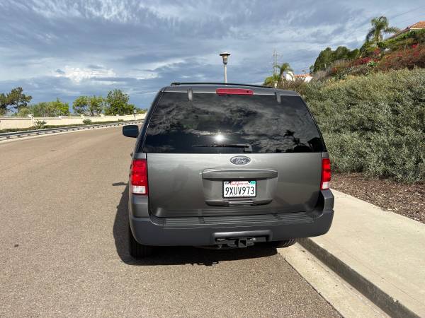 2003 Ford Expedition XLT 5.4L Premium — photo 3