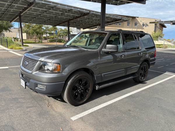 2003 Ford Expedition XLT 5.4L Premium — photo 10