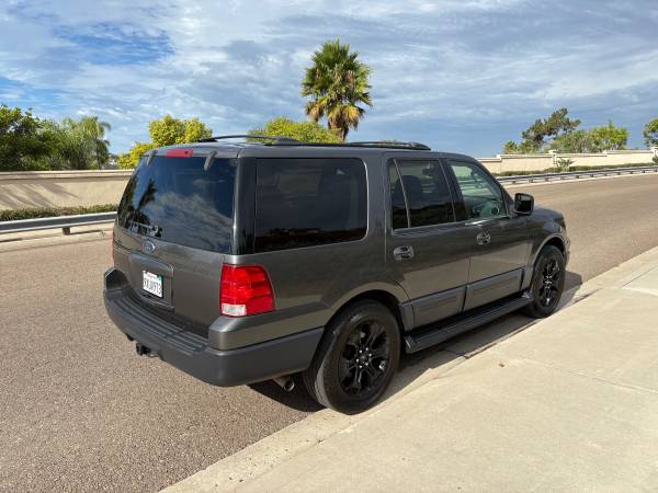2003 Ford Expedition XLT 5.4L Premium — photo 4