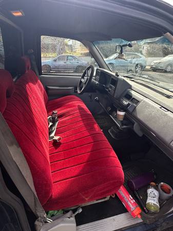 1994 Chevrolet C-K 1500 Series C1500 2dr Silverado Standard Cab LB — photo 6