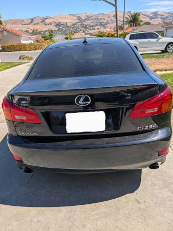 2007 Lexus IS 250 Base 4dr Rear-wheel Drive Sedan Manual — photo 2