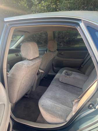 2001 Toyota Avalon XL — photo 3