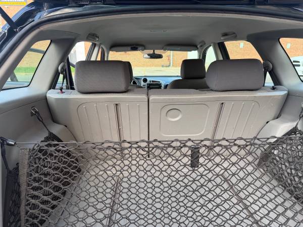 2007 Toyota Matrix XR 5dr Hatchback Manual — photo 9
