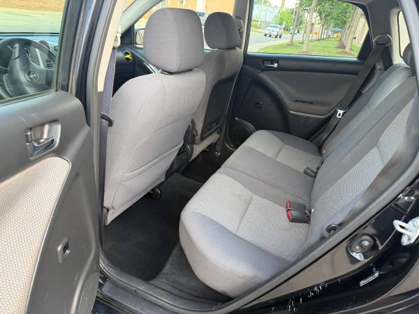 2007 Toyota Matrix XR 5dr Hatchback Manual — photo 11
