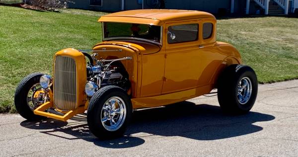 1930 Ford Window Coupe — photo 1