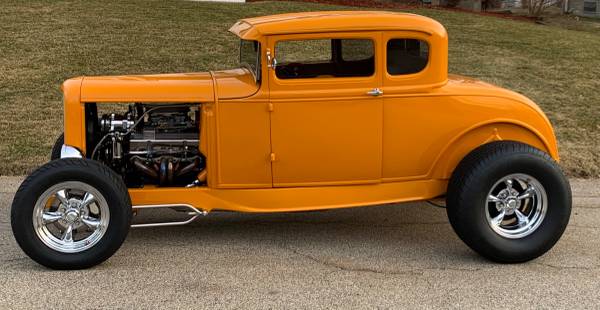 1930 Ford Window Coupe — photo 3