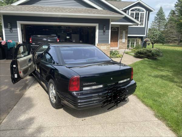 1996 Oldsmobile Cutlass Supreme SL 2dr Coupe — photo 2
