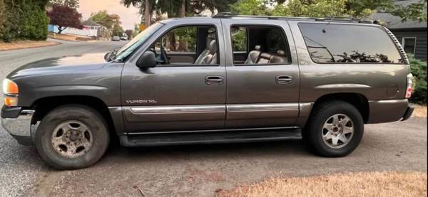 2002 GMC Yukon XL 2500 SLE 4dr 4x4 Automatic — photo 3
