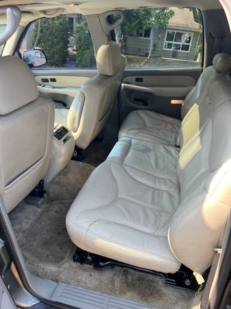 2002 GMC Yukon XL 2500 SLE 4dr 4x4 Automatic — photo 9