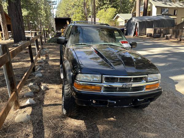 2000 Chevrolet Blazer LS 2dr 4x2 Manual — photo 5