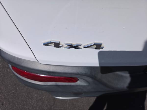 2015 Jeep Cherokee Limited 4dr Front-wheel Drive Automatic — photo 6