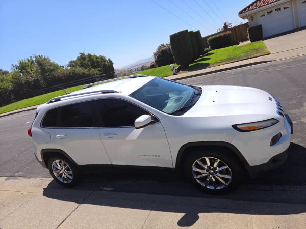 2015 Jeep Cherokee Limited 4dr Front-wheel Drive Automatic — photo 5
