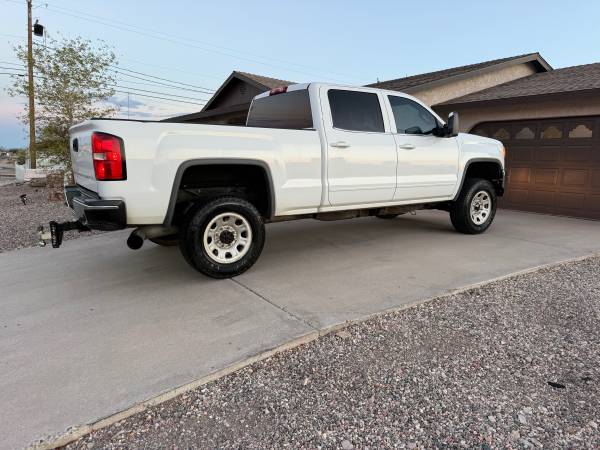 2015 GMC Sierra 1500 SLE 4x2 Crew Cab 6.6 ft. box 153 in. WB Automatic — photo 2