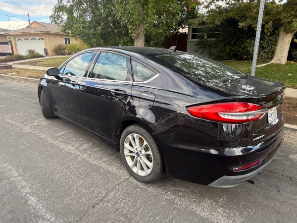 2020 Ford Fusion Hybrid SE 4dr Front-Wheel Drive Sedan CVT — photo 6