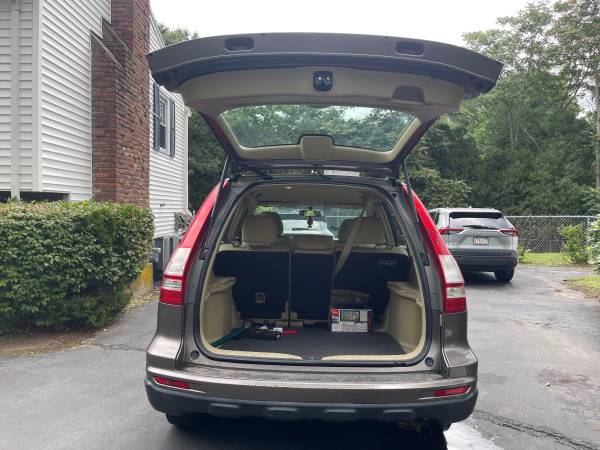 2010 Honda CR-V LX — photo 5