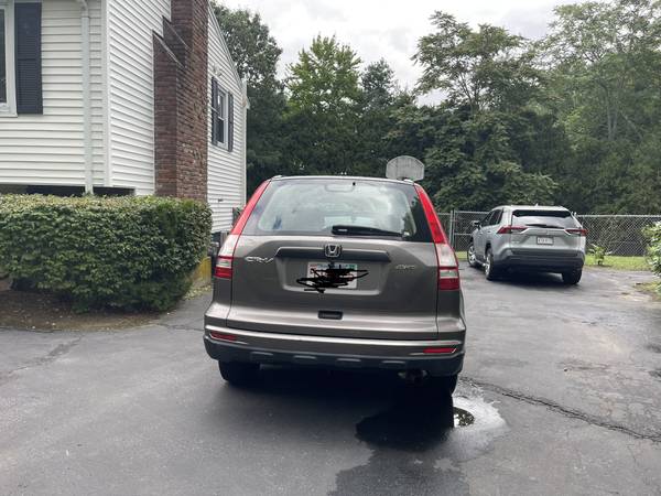 2010 Honda CR-V LX — photo 4