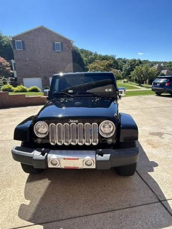 2015 Jeep Wrangler Sahara — photo 3