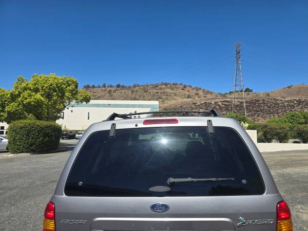 2007 Ford Escape Hybrid Base 4dr 4x4 CVT — photo 4