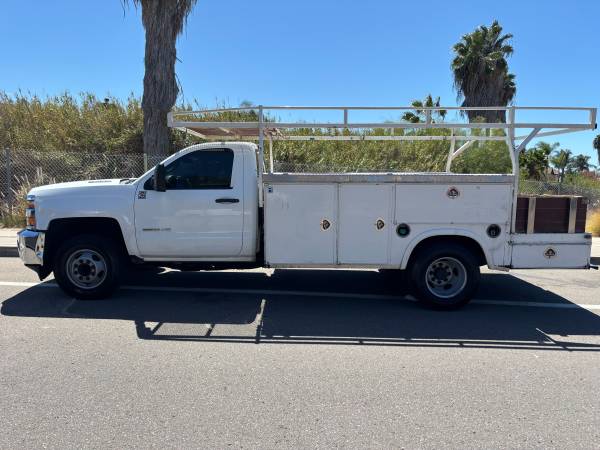 2015 Chevrolet Silverado 3500hd WT — photo 2