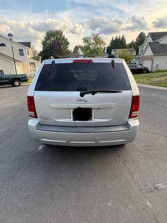 2010 Jeep Grand Cherokee SRT8 4dr 4x4 Automatic — photo 4