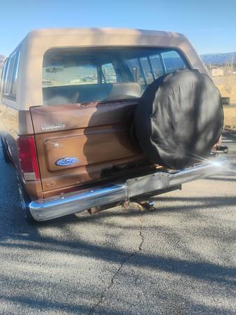 1985 Ford Bronco XLT 2dr 4WD SUV — photo 10