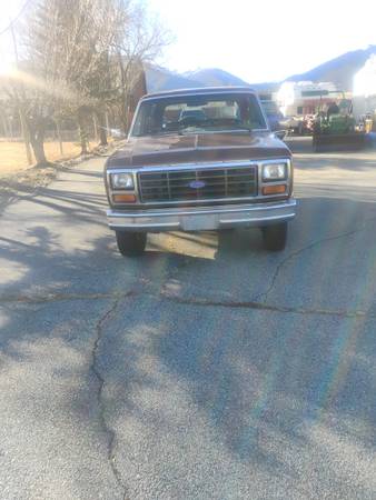 1985 Ford Bronco XLT 2dr 4WD SUV — photo 7