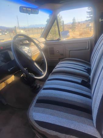 1985 Ford Bronco XLT 2dr 4WD SUV — photo 3