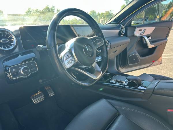 2019 Mercedes-Benz A220 — photo 7