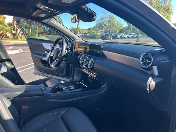 2019 Mercedes-Benz A220 — photo 8