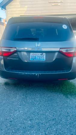 2011 Honda Odyssey EX-L Passenger Van Automatic — photo 5
