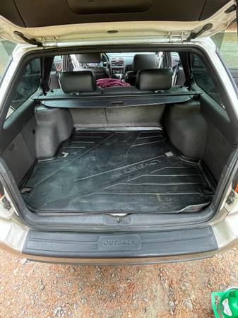 1999 Subaru Legacy 30th Ann. Outback Ltd. 4dr 4WD Wagon Automatic — photo 9