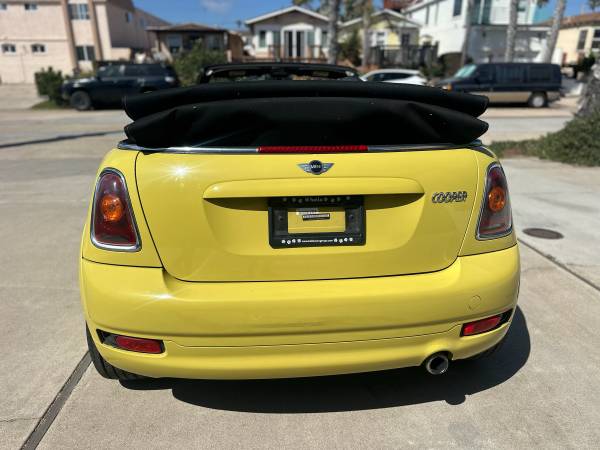 2009 MINI Cooper Convertible — photo 6