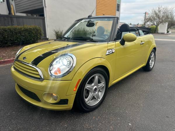 2009 MINI Cooper Convertible — photo 8