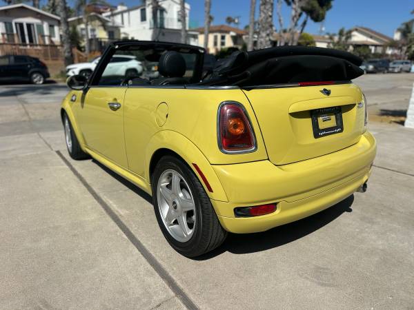 2009 MINI Cooper Convertible — photo 4