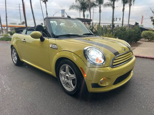 2009 MINI Cooper Convertible — photo 7