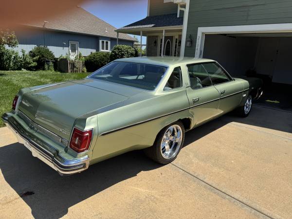 1975 Oldsmobile Delta Royale — photo 3