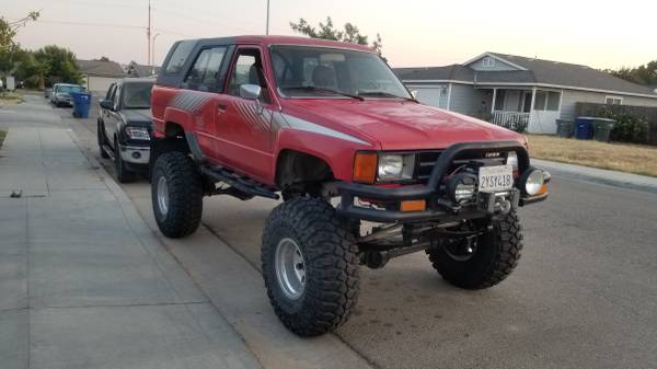 1985 Toyota 4runner SR5 2dr 4WD SUV — photo 9