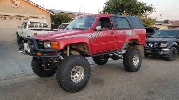 1985 Toyota 4runner SR5 2dr 4WD SUV — photo 8