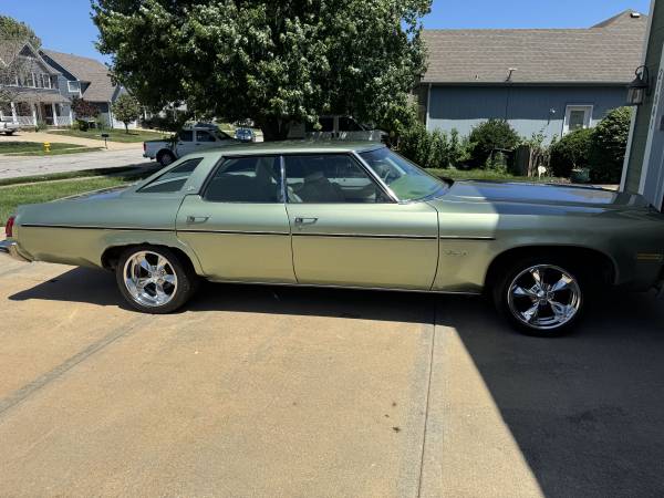 1975 Oldsmobile Delta Royale — photo 4