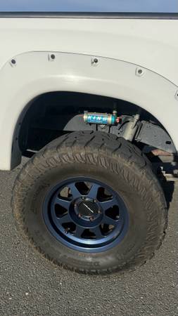 2010 Toyota Tacoma Base 4x4 Regular Cab 110 in. WB Manual — photo 7