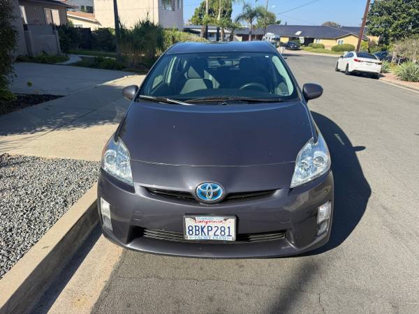 2010 Toyota Prius I — photo 2