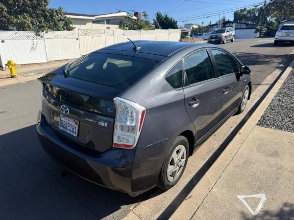 2010 Toyota Prius I — photo 5