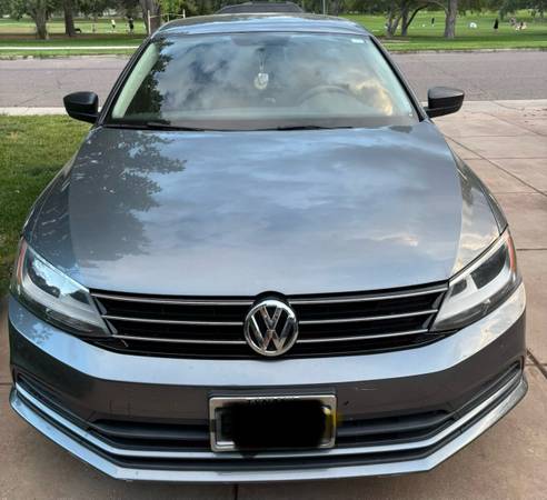 2015 Volkswagen Jetta Base — photo 2