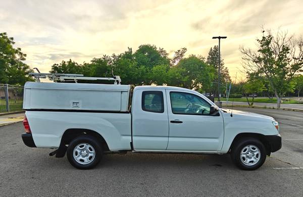 2015 Toyota Tacoma PreRunner — photo 7