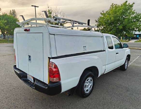 2015 Toyota Tacoma PreRunner — photo 6